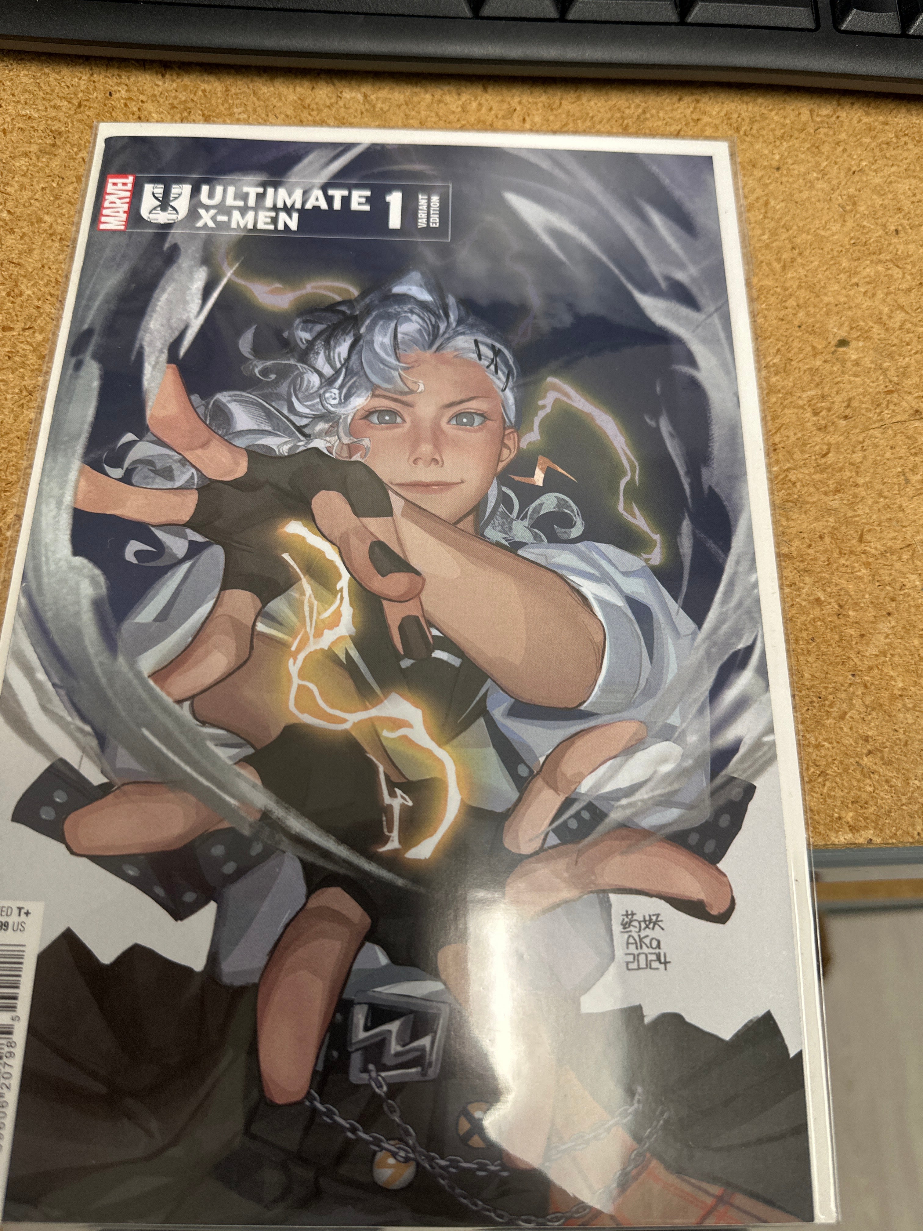 ULTIMATE X-MEN #1 MOMOKO 1:25(CB107)