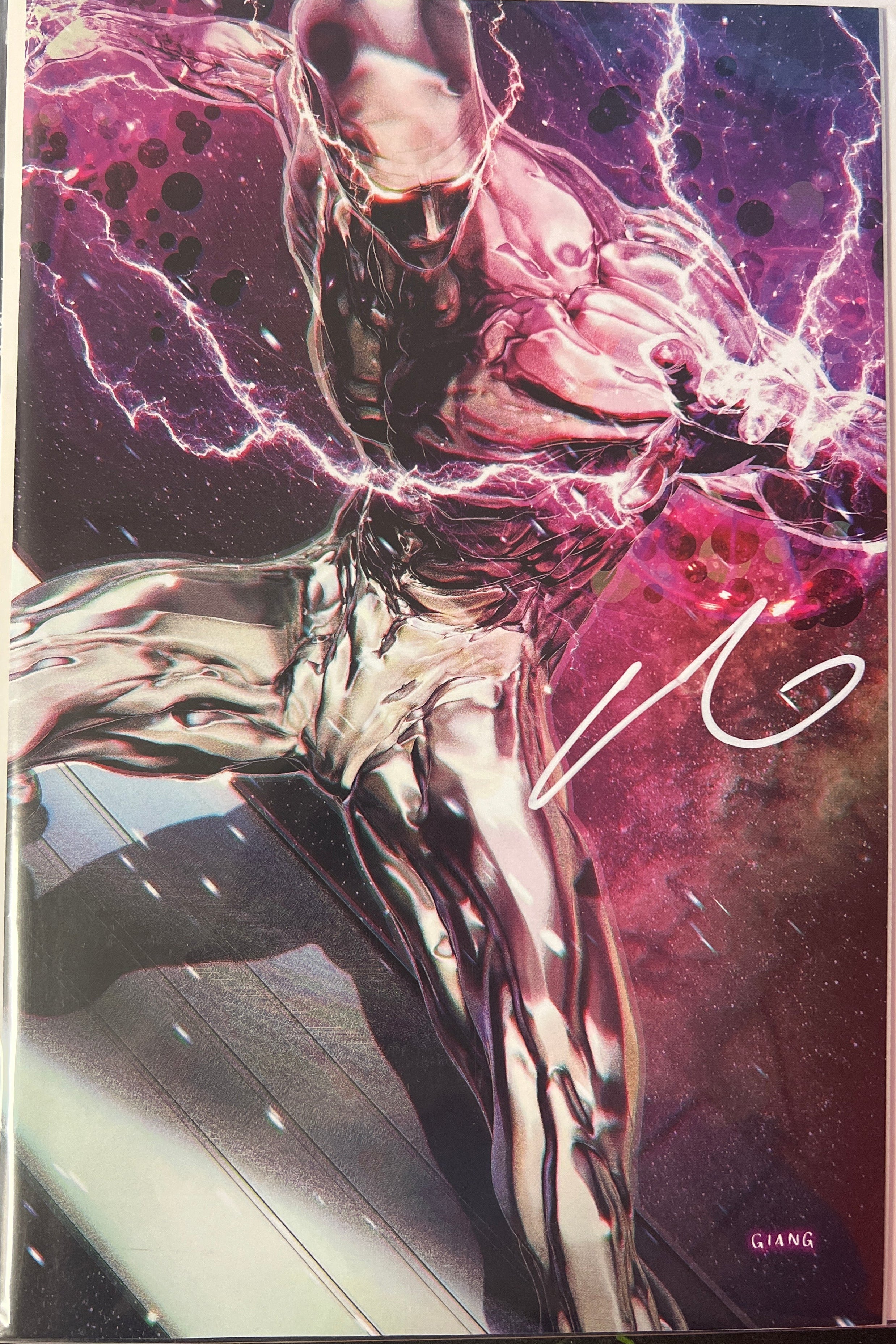 FANTASTIC FOUR #31 JOHN GIANG FANEXPO DALLAS EXCLUSIVE GALAXY SECRET DROP VIRGIN VARIANT SIGNED BY JOHN GIANG WITH COA (SS12)