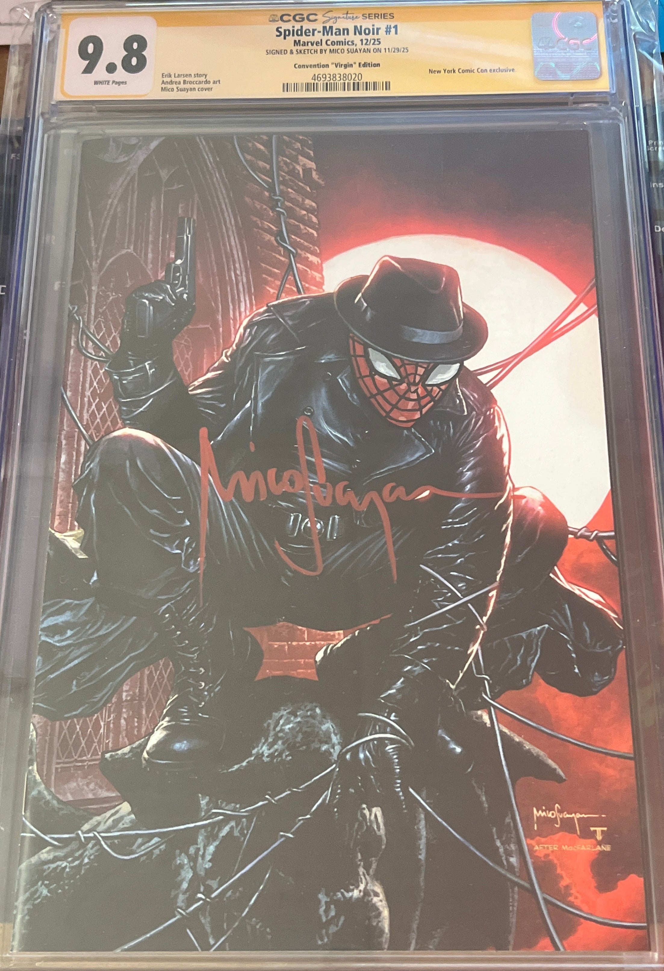 SPIDER-MAN NOIR #1 NYCC MICO SUAYAN EXCLUSIVE SIGNED AND REMARQUED BY MICO SUAYAN CGC 9.8 (C86)