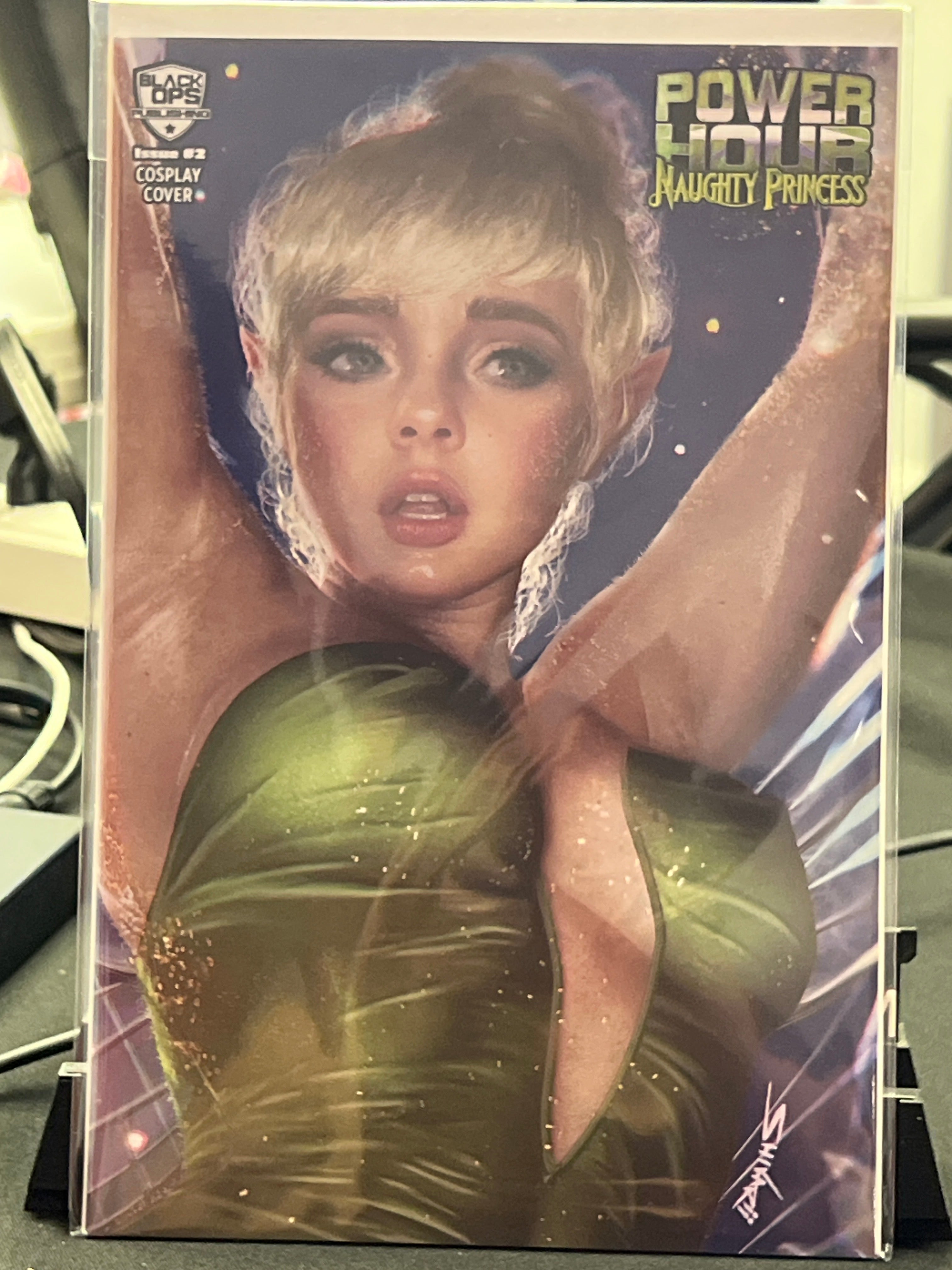 COSPLAY TINKERBELLE SHIKARII UP CLOSE PREVIEW