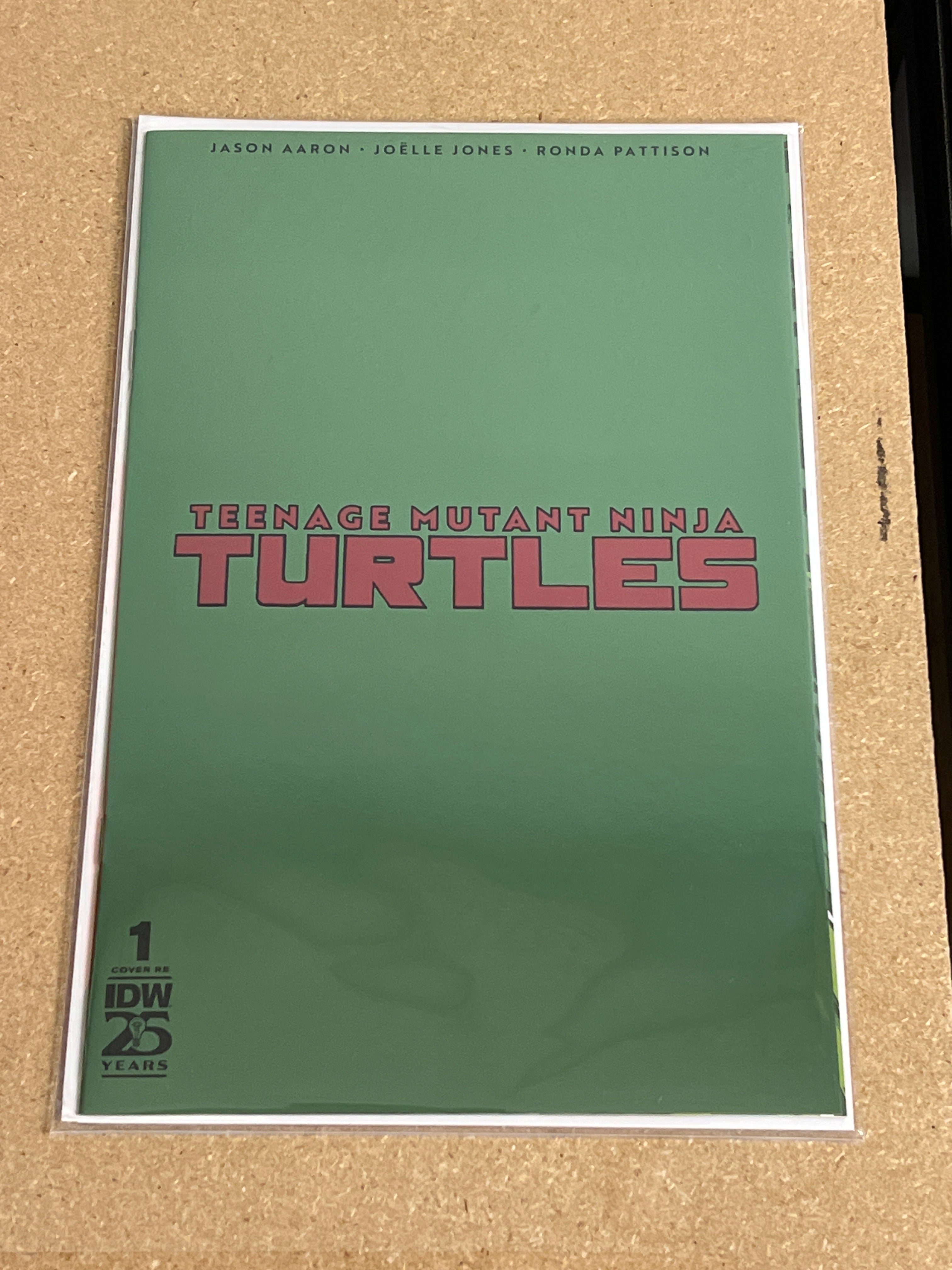 TMNT #1 LOGO FOIL (I143)(I136)(I139)