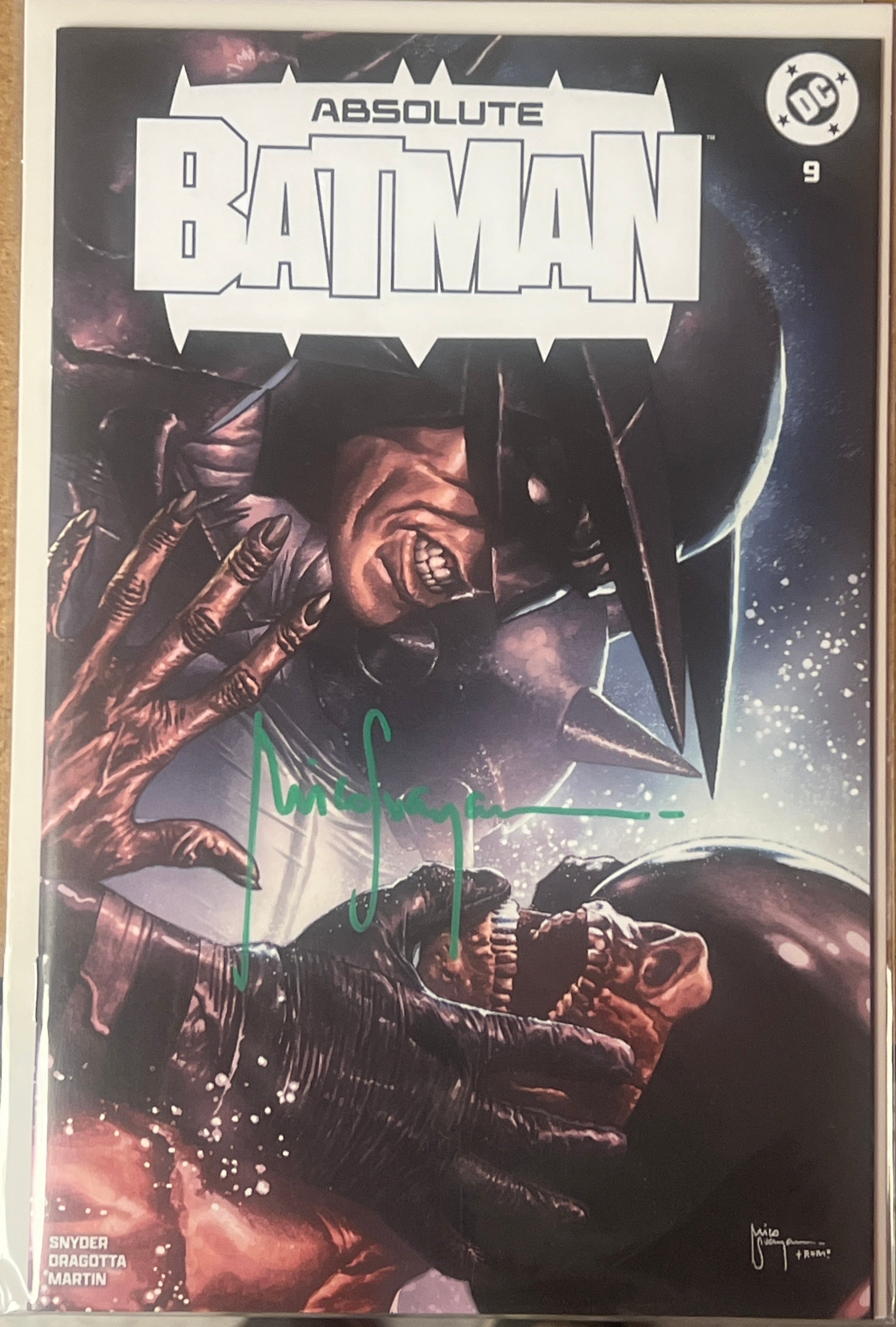 ABSOLUTE BATMAN #9 CON EXCLUSIVE SIGNED BY MICO SUAYAN (SS13)