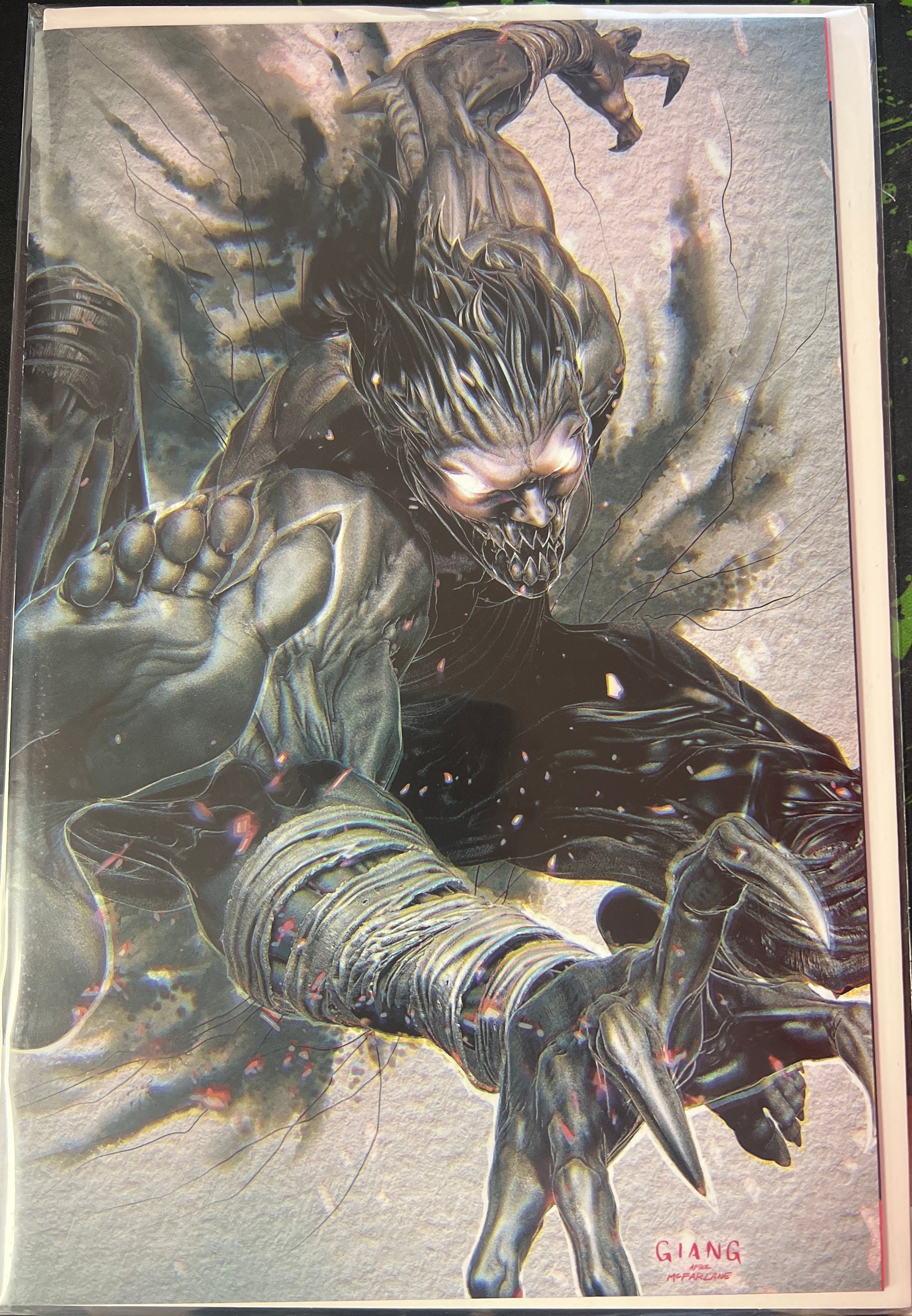 KID VENOM #1 JOHN GIANG SEPTEMBER BTC GOLD MEMBER EXCLUSIVE VIRGIN VARIANT (LTD 500) WITH COA (M82)