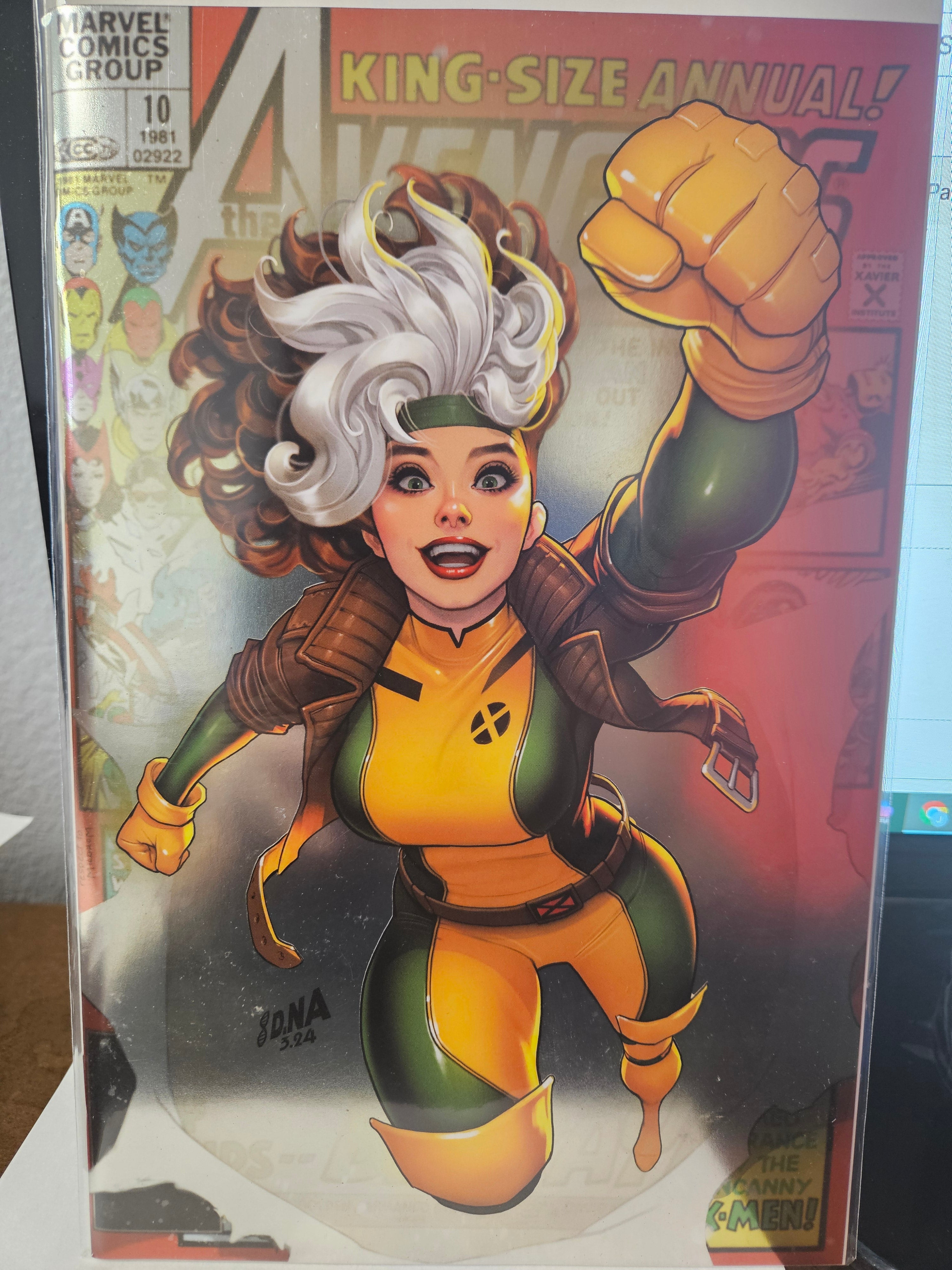 AVENGERS KING SIZE ANNUAL #10 DAVID NAKAYAMA TRADE DRESS FOIL VARIANT (M42)