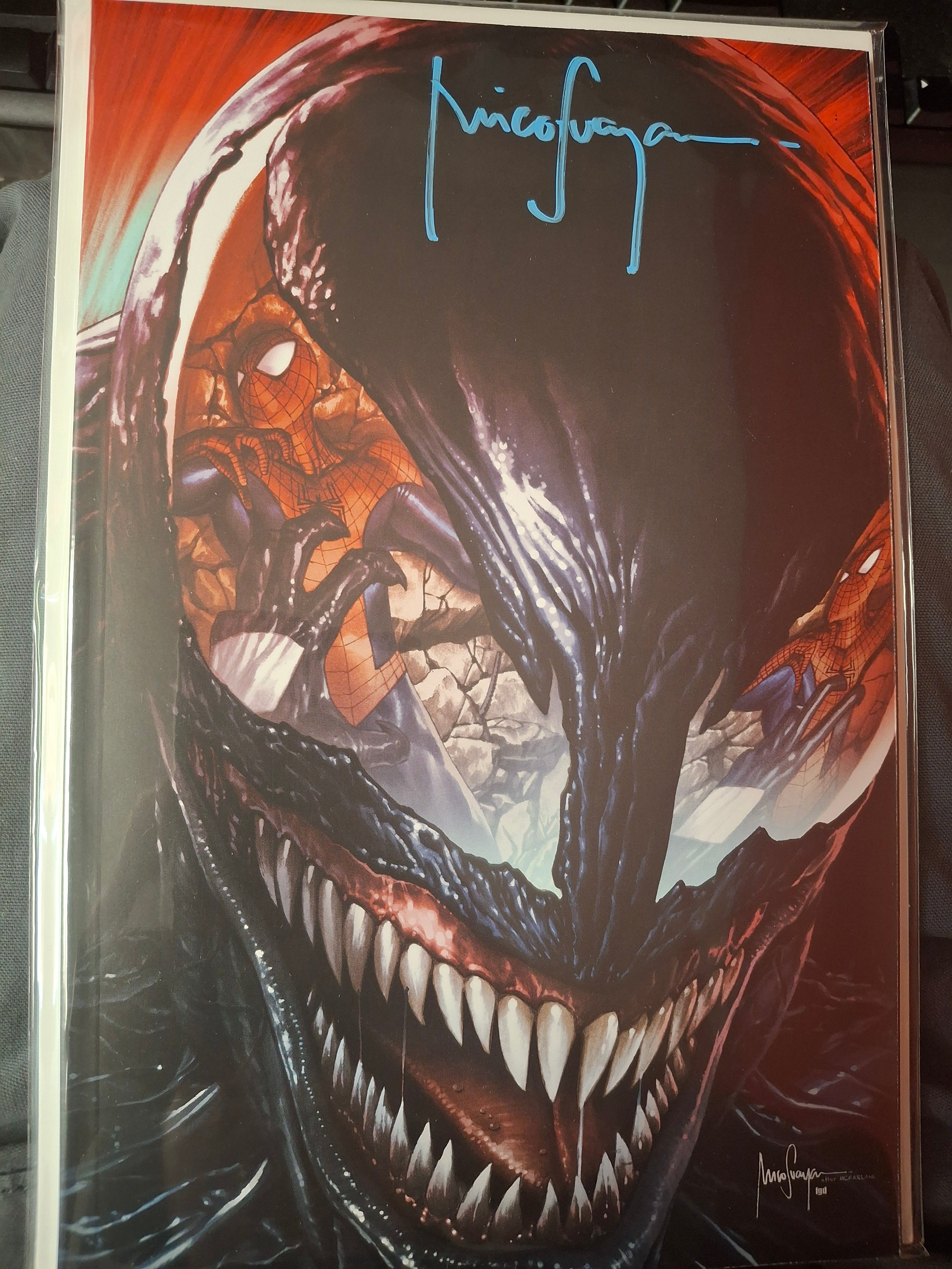 VENOM #35 VIRGIN VARIANT SIGNED BY MICO SUAYAN WITH COA (SS8)(SS9)