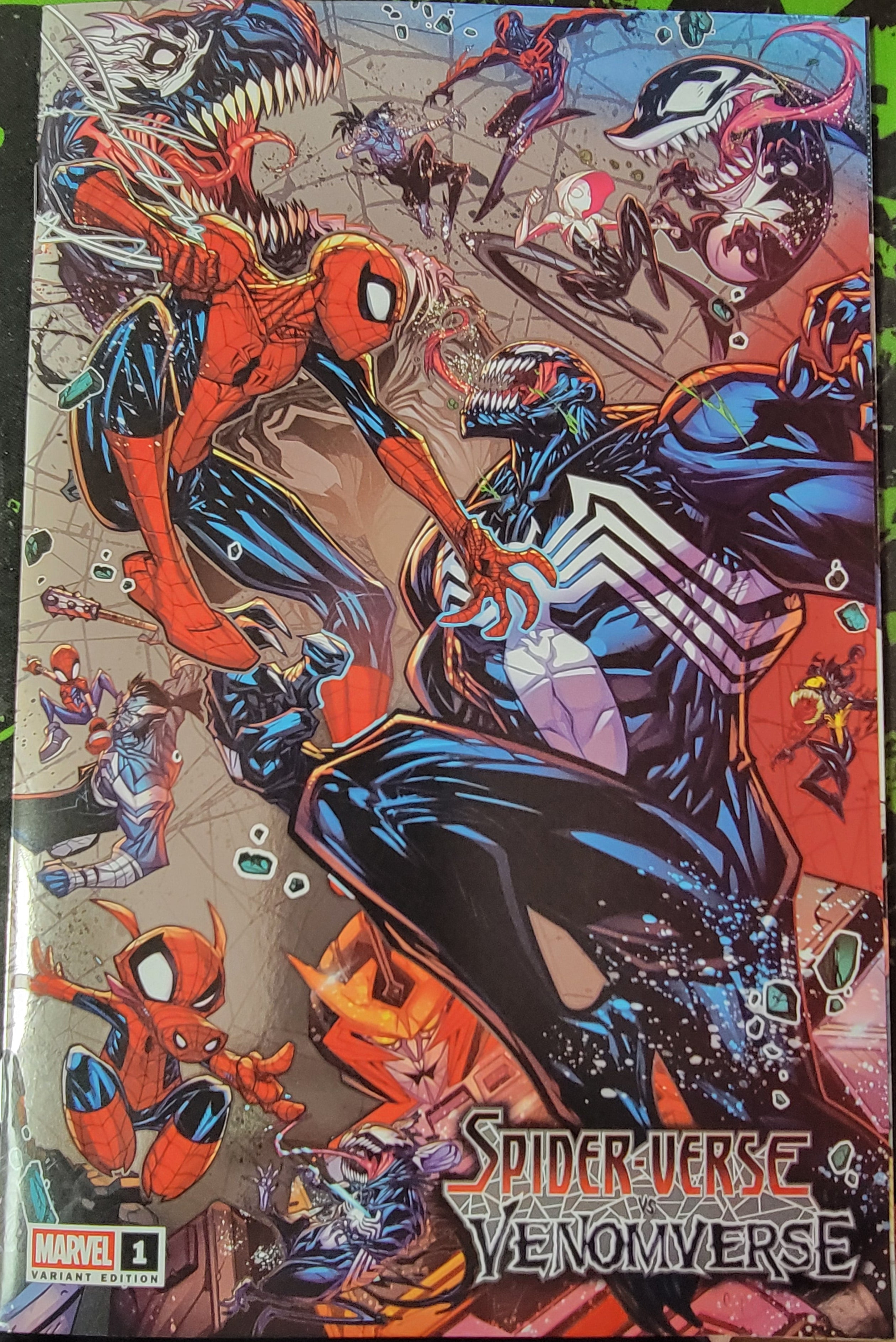 SPIDER-VERSE VS VENOMVERSE #1 FOIL MEYERS (M94)