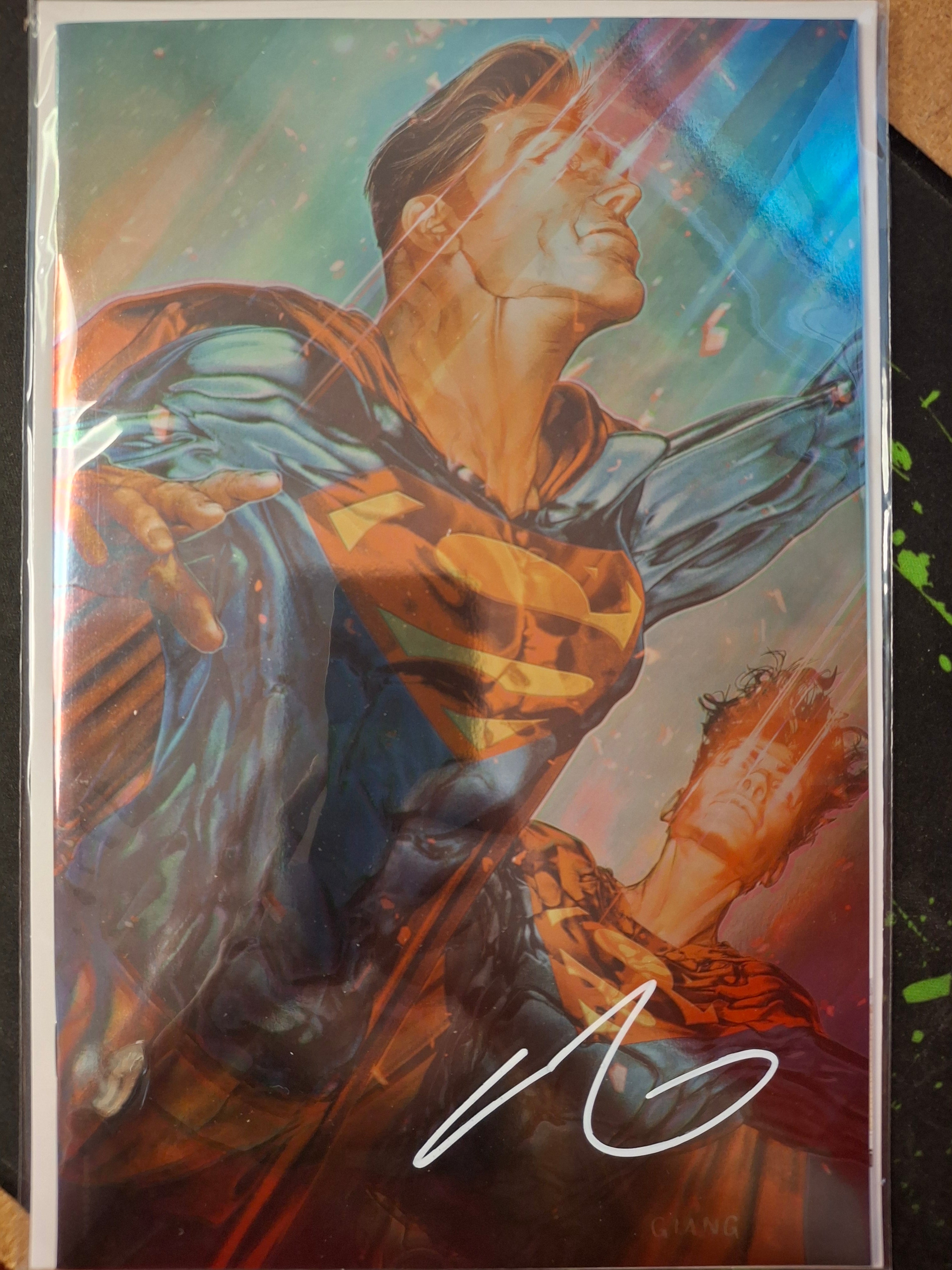 SUPERMAN SON OF KAL-EL #17 JOHN GIANG VIRGIN FOIL SIGNED BY JOHN GIANG W/COA (SS8)