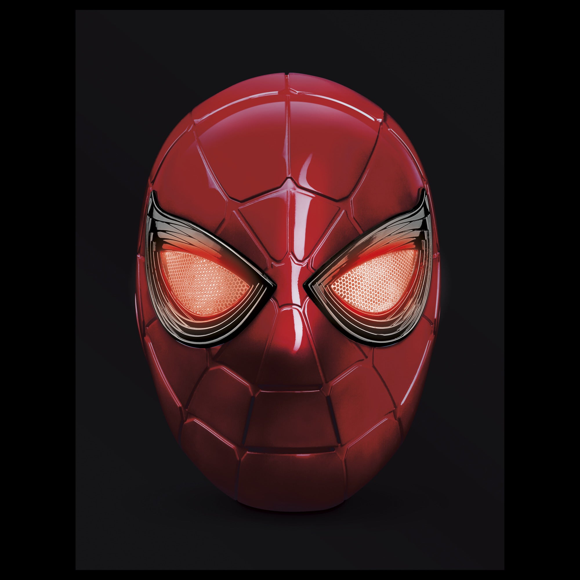 01/05/2022 SPIDER-MAN LEGENDS GEAR IRON SPIDER HELMET