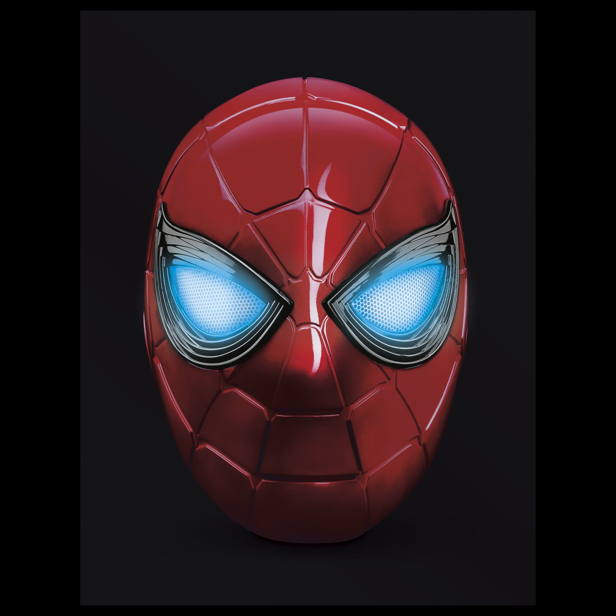01/05/2022 SPIDER-MAN LEGENDS GEAR IRON SPIDER HELMET