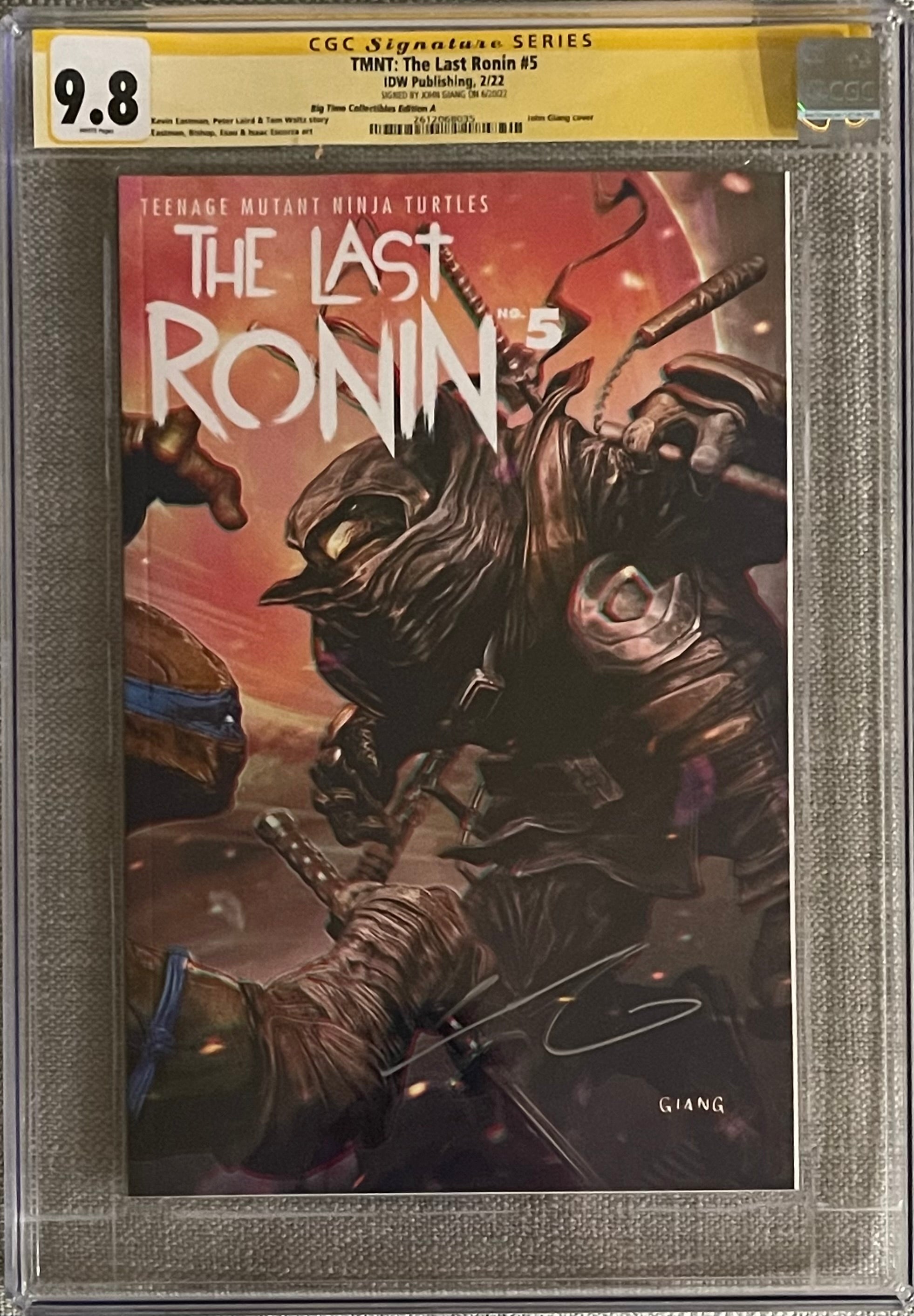 TMNT THE LAST RONIN #5 JOHN GIANG EXCLUSIVE WRAPAROUND VARIANT SIGNED BY JOHN GIANG CGC 9.8 (C113)