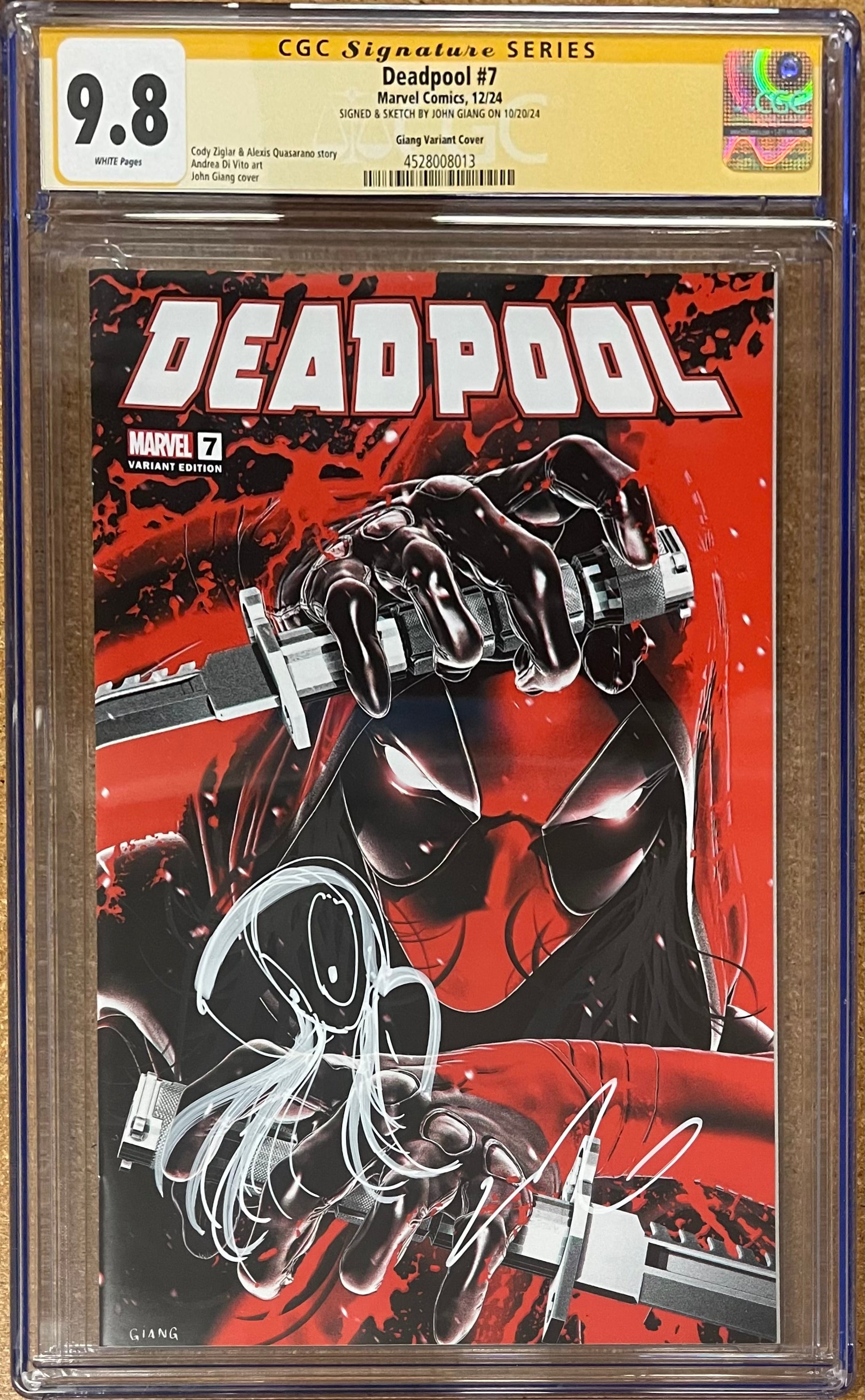 DEADPOOL #7 JOHN GIANG NEGATIVE BLEED EXCLUSIVE VARIANT SIGNED W/ELLIE SKETCH BY JOHN GIANG CGC 9.8 (IN STOCK C68)