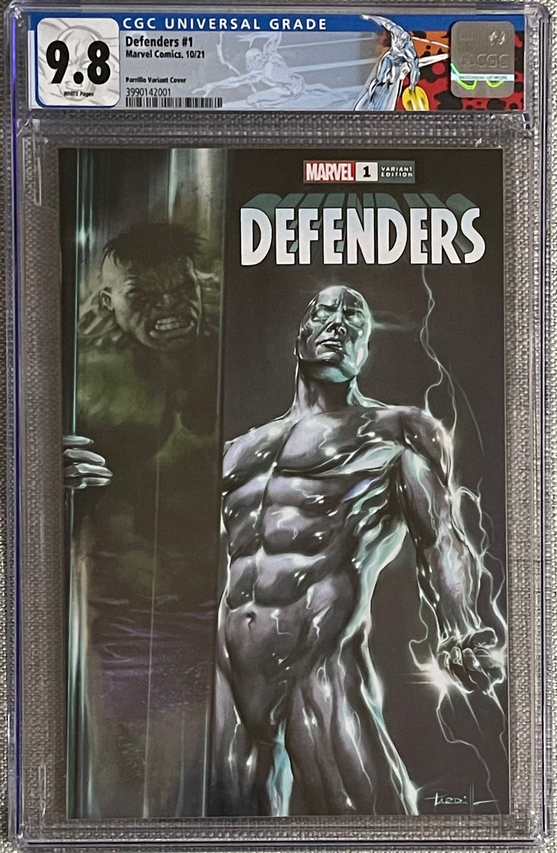 DEFENDERS #1 LUCIO PARRILLO EXCLUSIVE VARIANT CGC 9.8 W/SILVER SURFER CUSTOM LABEL (C112)