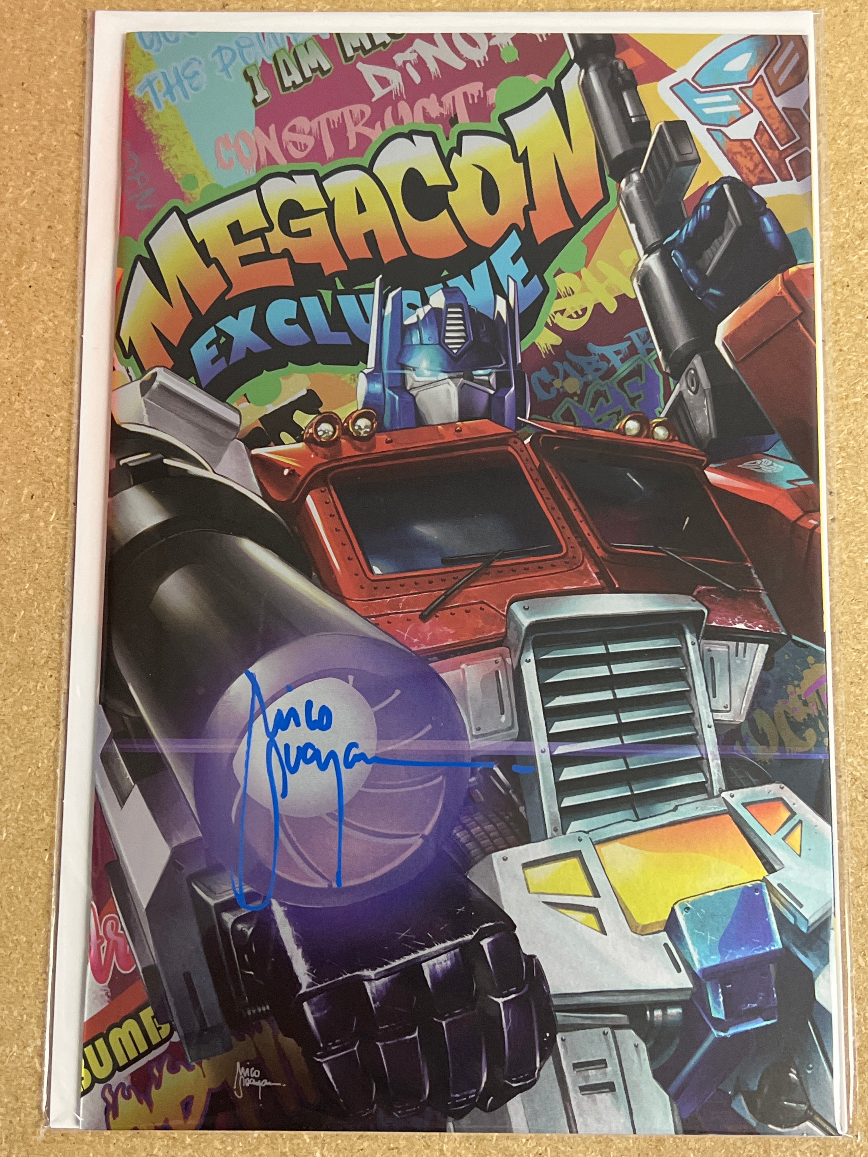 TRANSFORMERS #16 MEGACON FOIL VARIANT SIGNED BY MICO WITH COA (SS5)