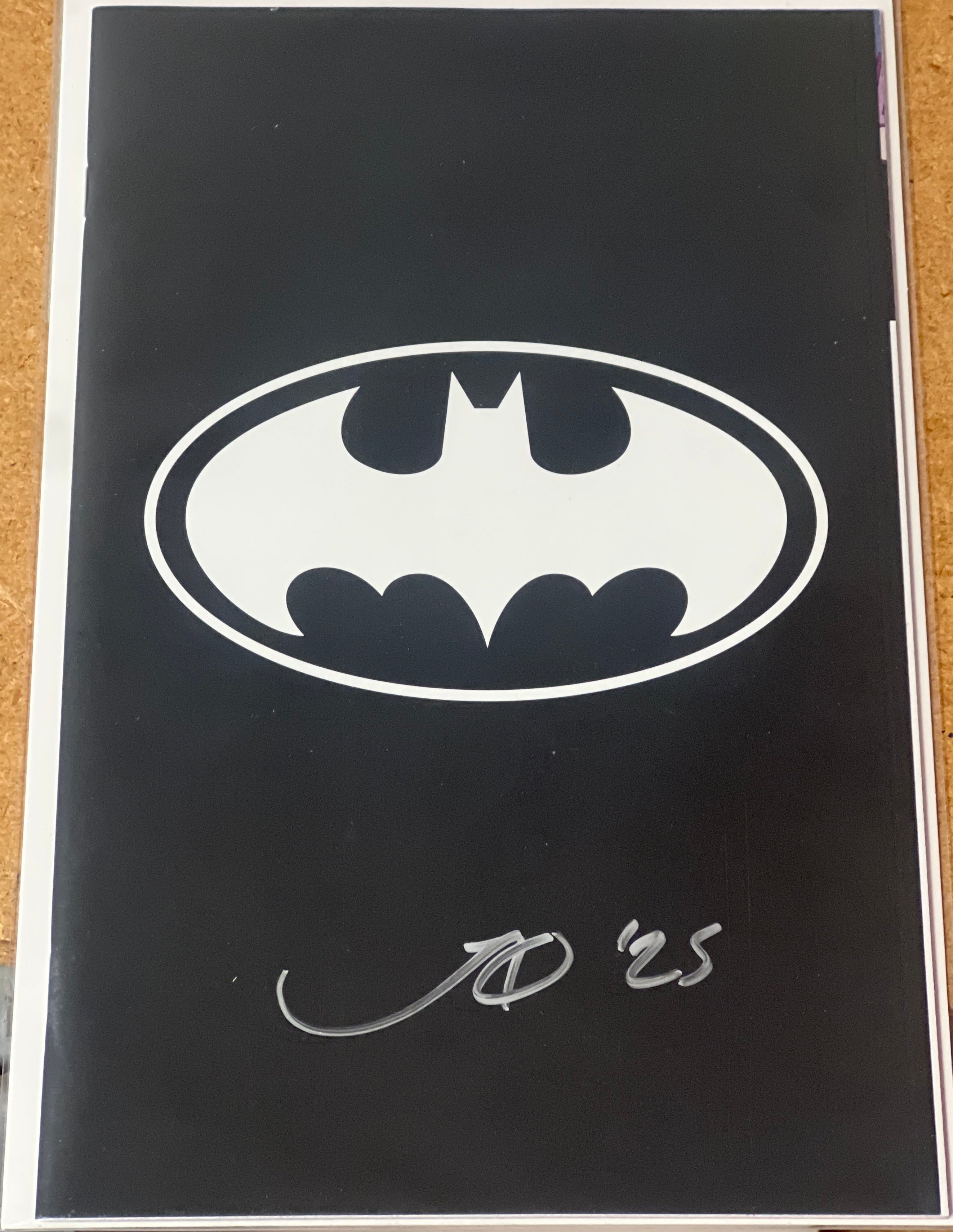 BATMAN 89 ECHOES #2 GLOW IN THE DARK EXCLUSIVE (LIMITED TO 1000) SIGNED BY JOE QUINONES (SS14)