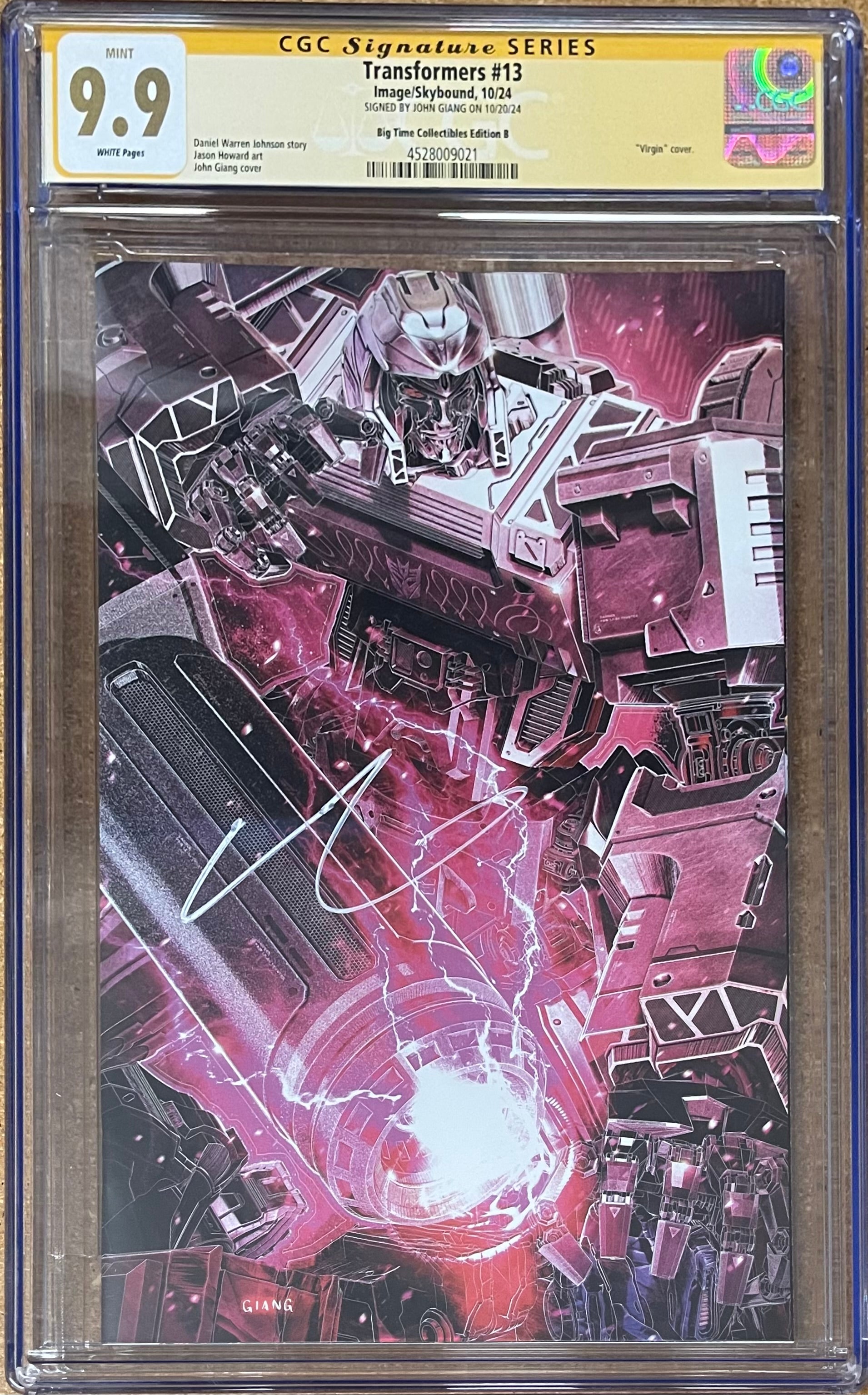 TRANSFORMERS #13 JOHN GIANG EXCLUSIVE MEGATRON VIRGIN VARIANT SIGNED BY JOHN GIANG CGC 9.9 MINT (IN STOCK C65)