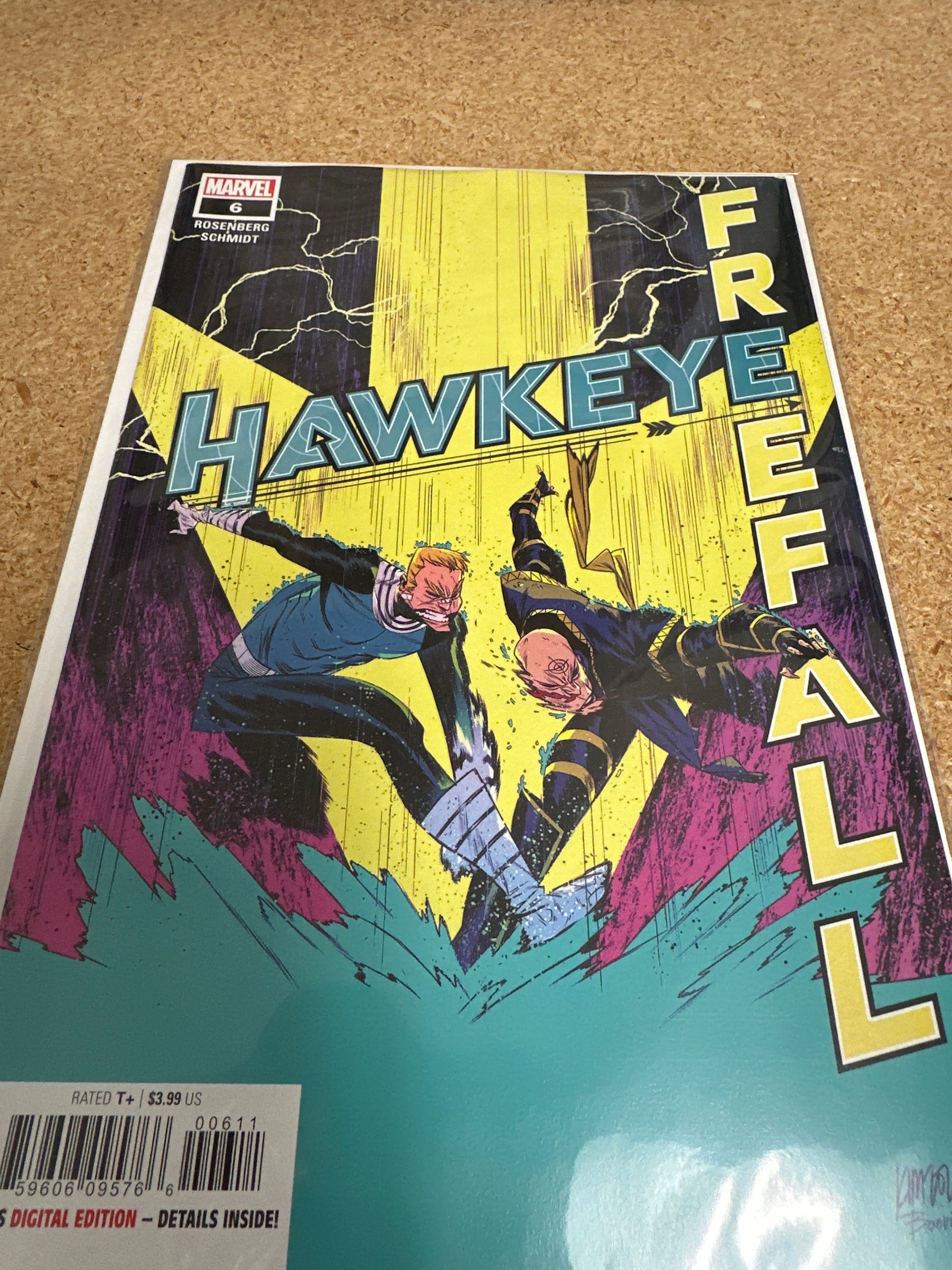 HAWKEYE FREEFALL #6(CB105)