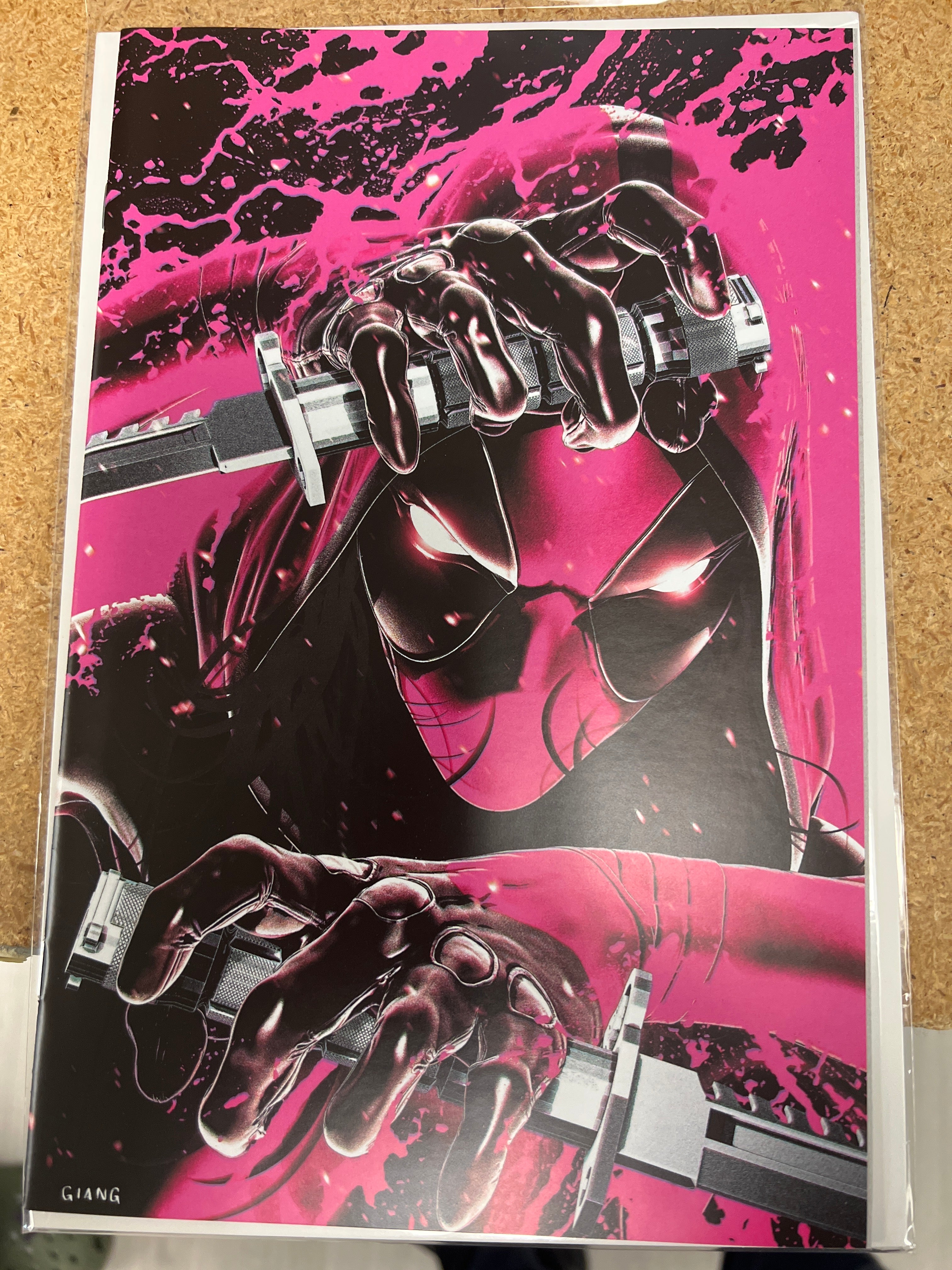 Deadpool #7 Bloody Bubble Gum John Giang Exclusive LTD 500 (M61)