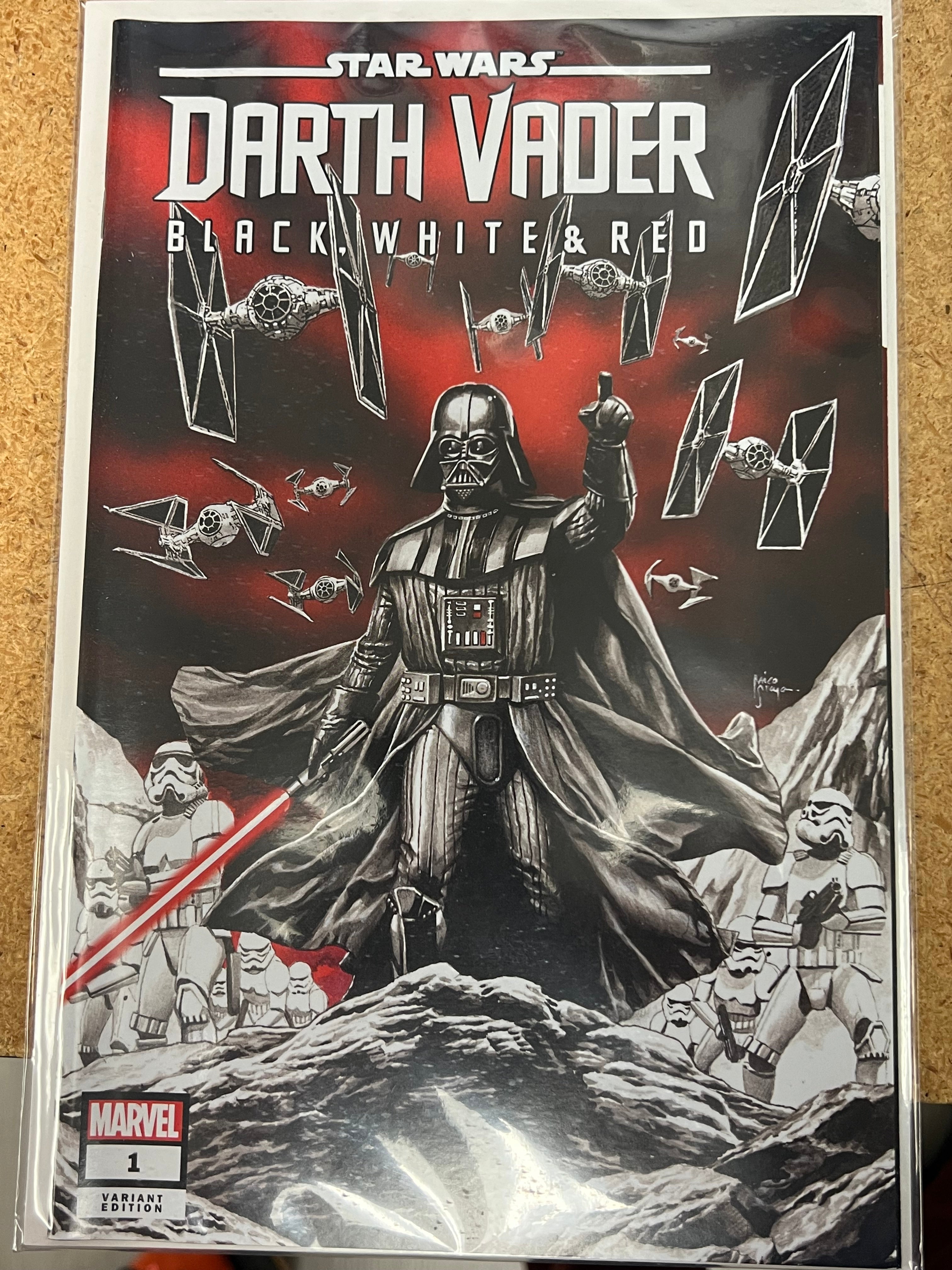 STAR WARS DARTH VADER BLACK WHITE AND RED #1  MICO SUAYAN EXCLUSIVE