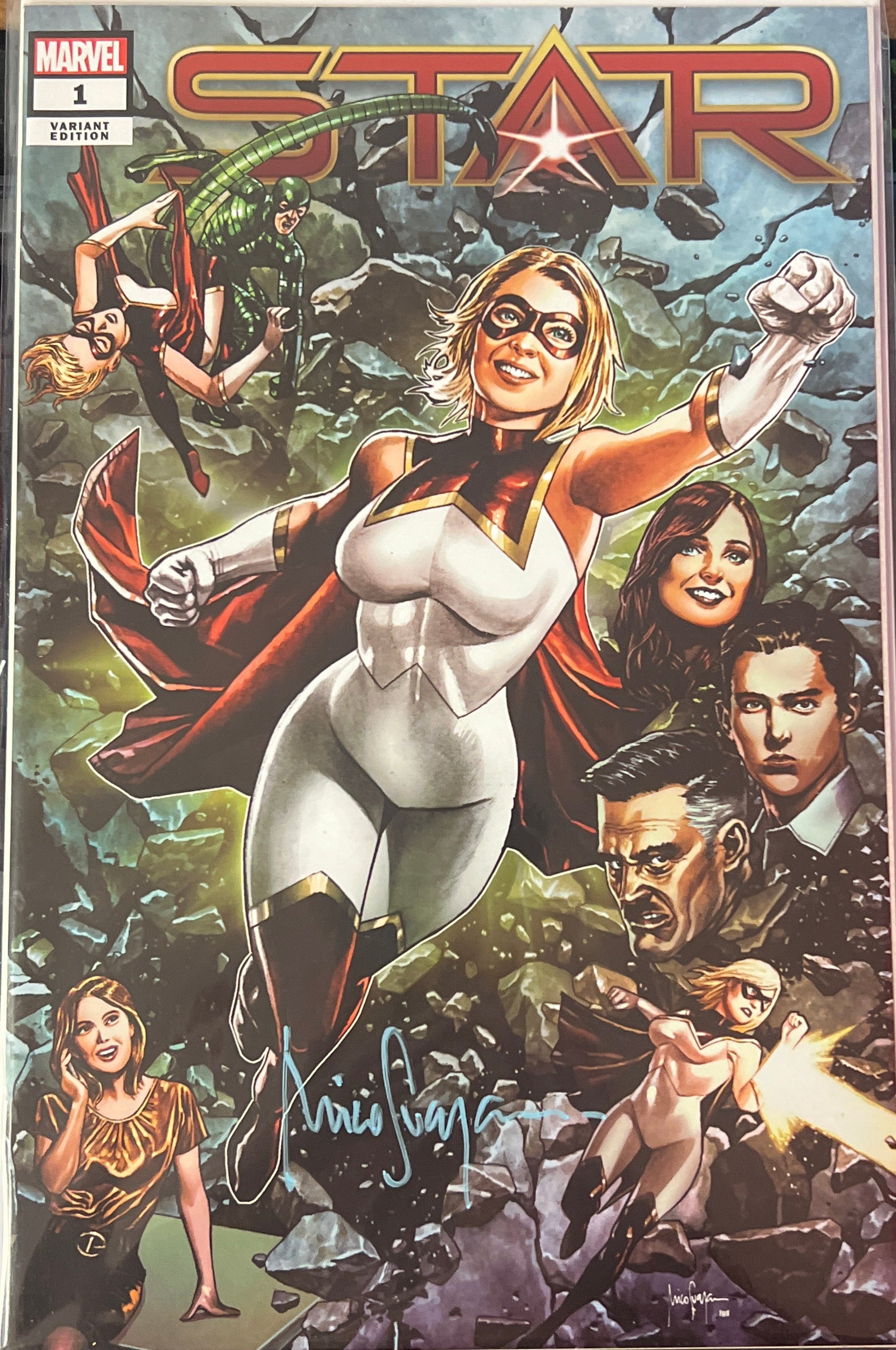 STAR #1 MICO SUAYAN EXCLUSIVE VARIANT SIGNED BY MICO SUAYAN WITH COA (SS11)