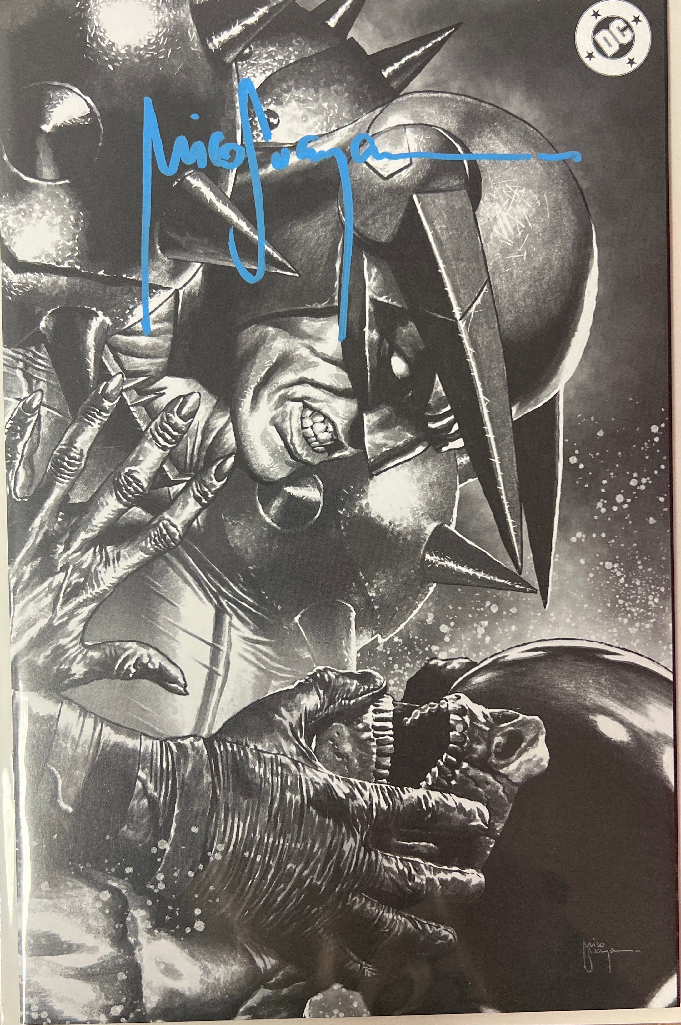 ABSOLUTE BATMAN #9 MICO SUAYAN EXCLUSIVE SKETCH CVR SIGNED BY MICO SUAYAN WITH COA (SS12)