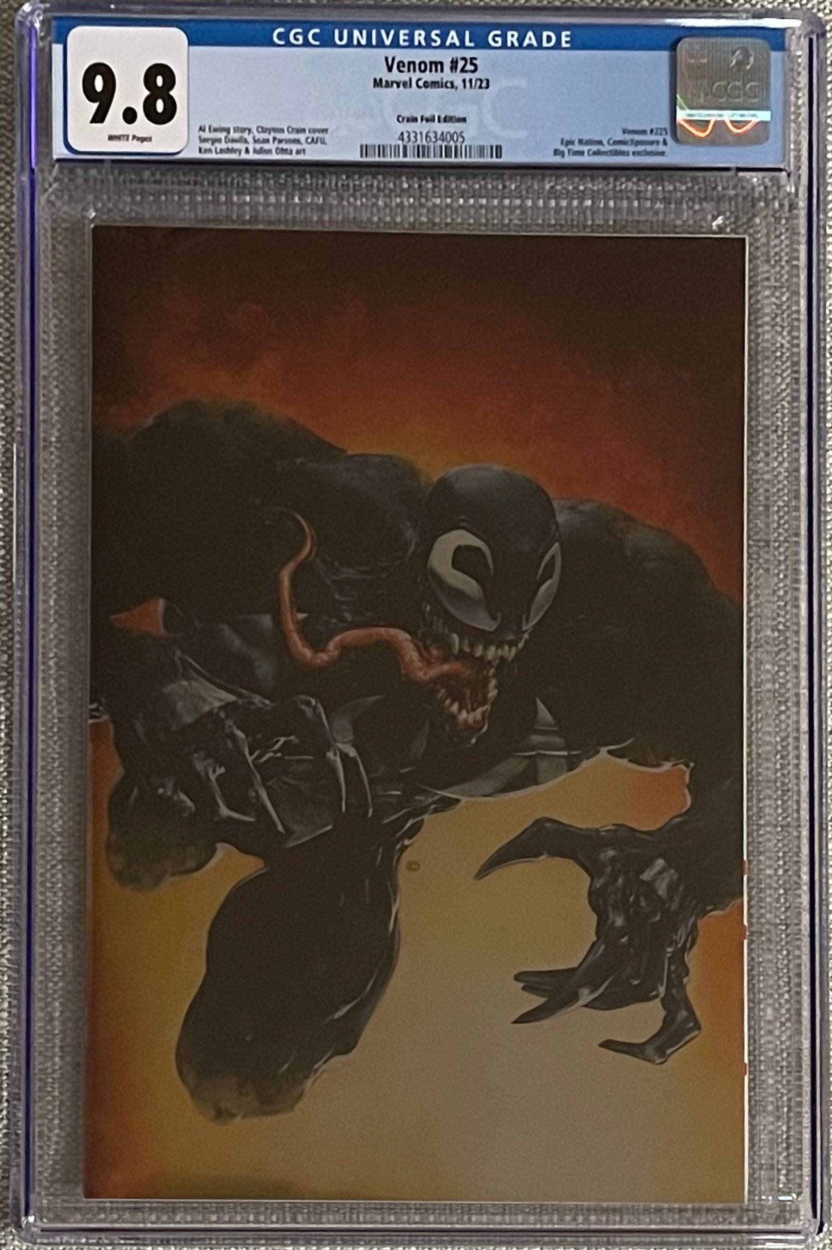 VENOM #25 CLAYTON CRAIN EXCLUSIVE VIRGIN FOIL VARIANT CGC 9.8 (C112)