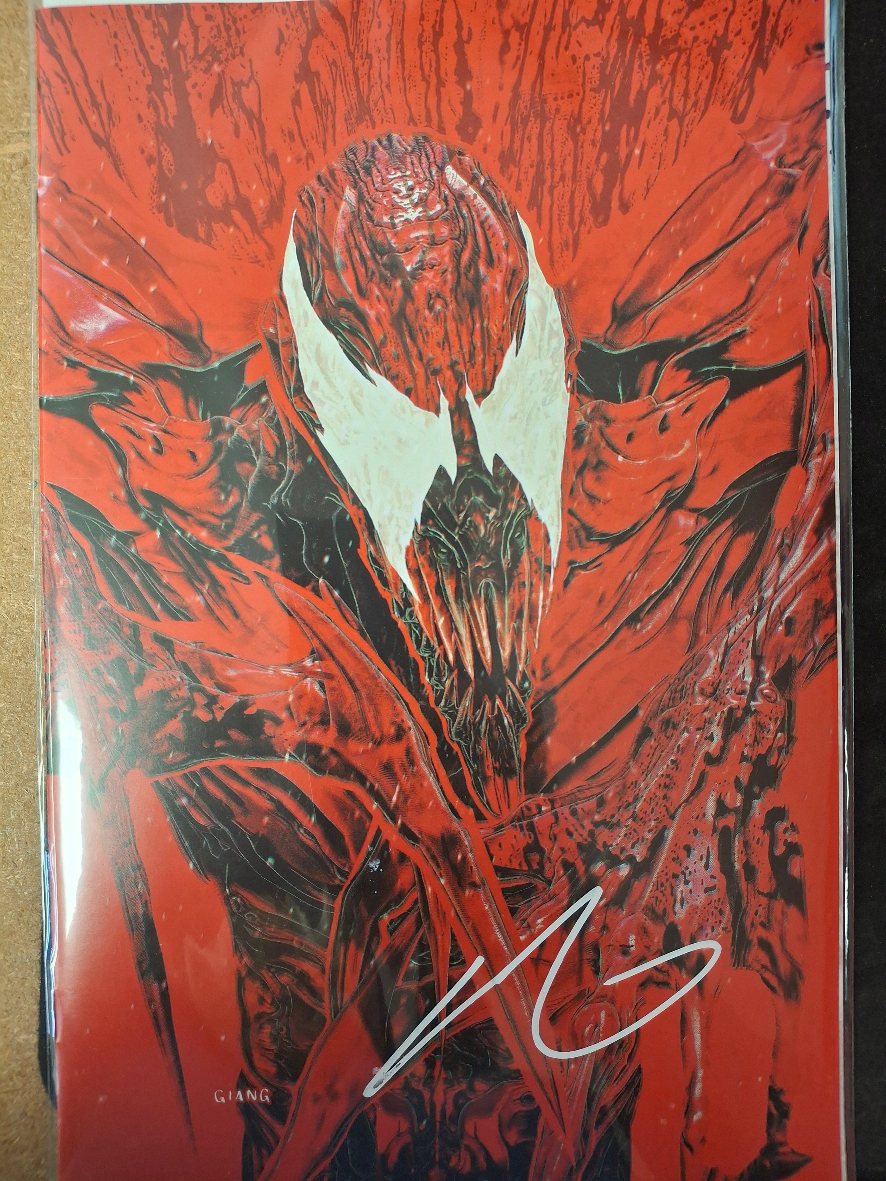 EDDIE BROCK CARNAGE #1 JOHN GIANG C2E2 SECRET DROPS SIGNED BY JOHN GIANG W/COA (SS10)