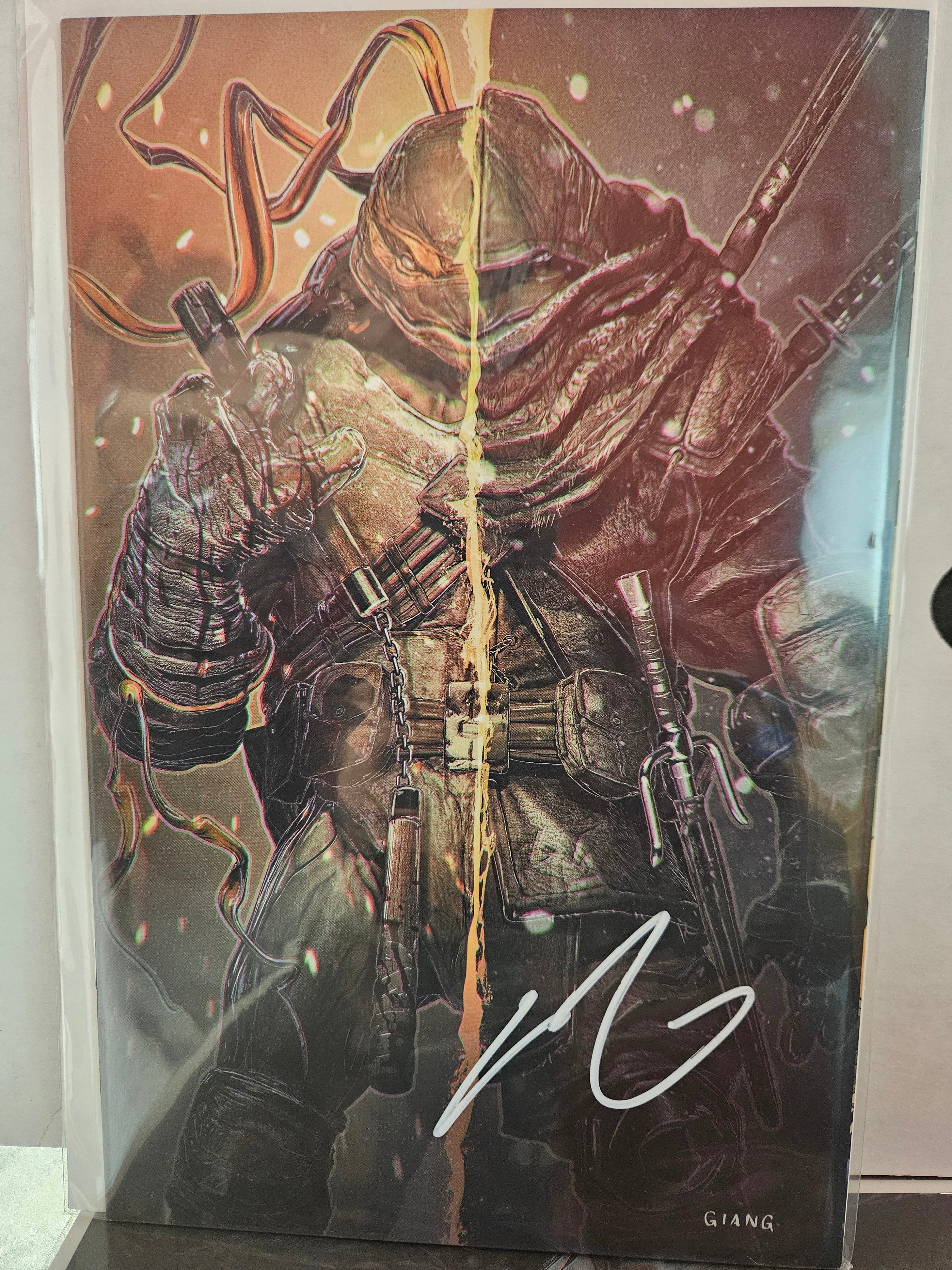 TMNT LAST RONIN LOST YEARS #1 JOHN GIANG EXCLUSIVE SIGNED BY JOHN GIANG W/COA (SS8)
