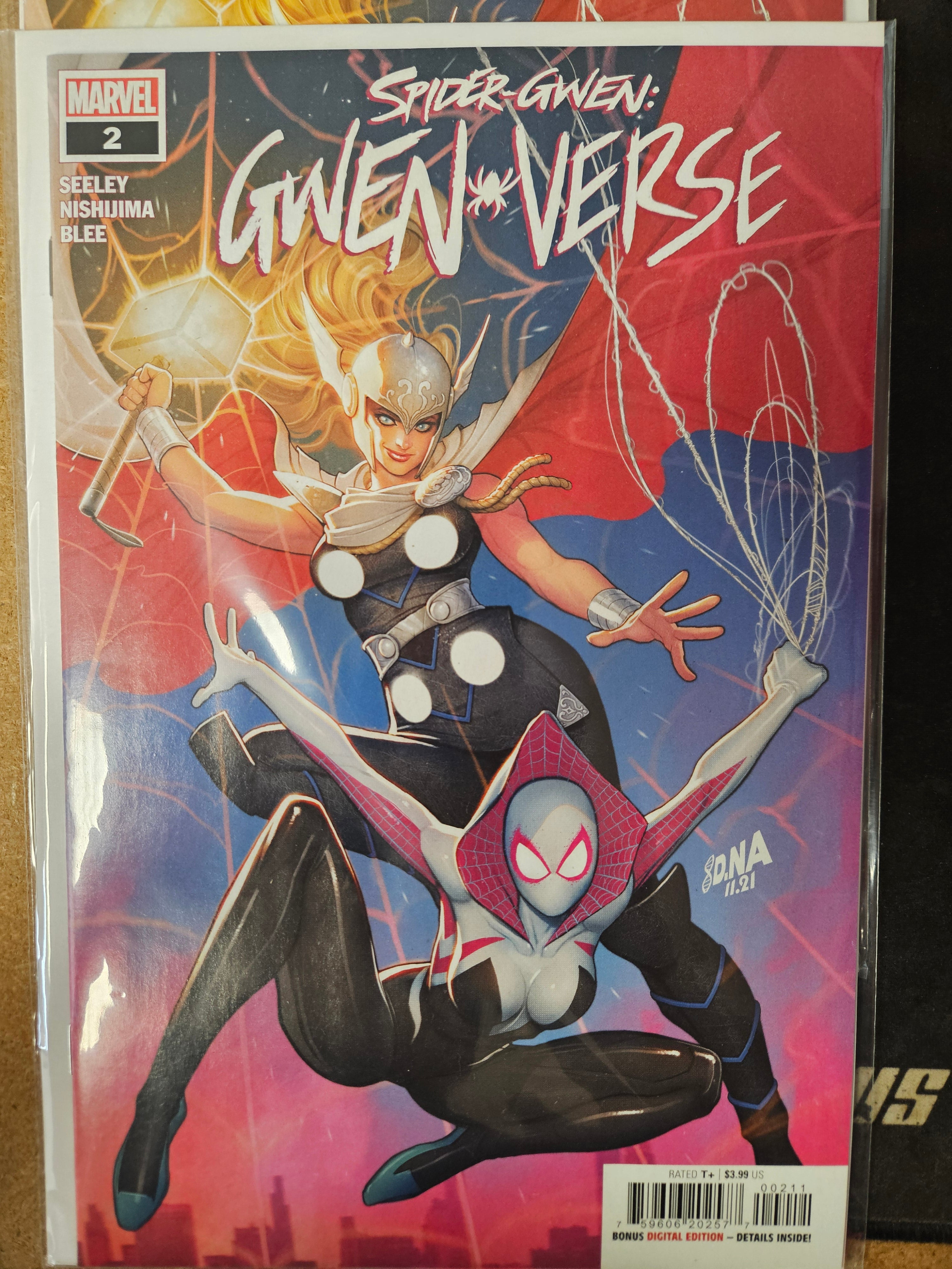 SPIDER-GWEN GWEN-VERSE #2 CVR B DAVID NAKAYAMA TRADE DRESS (CB57)