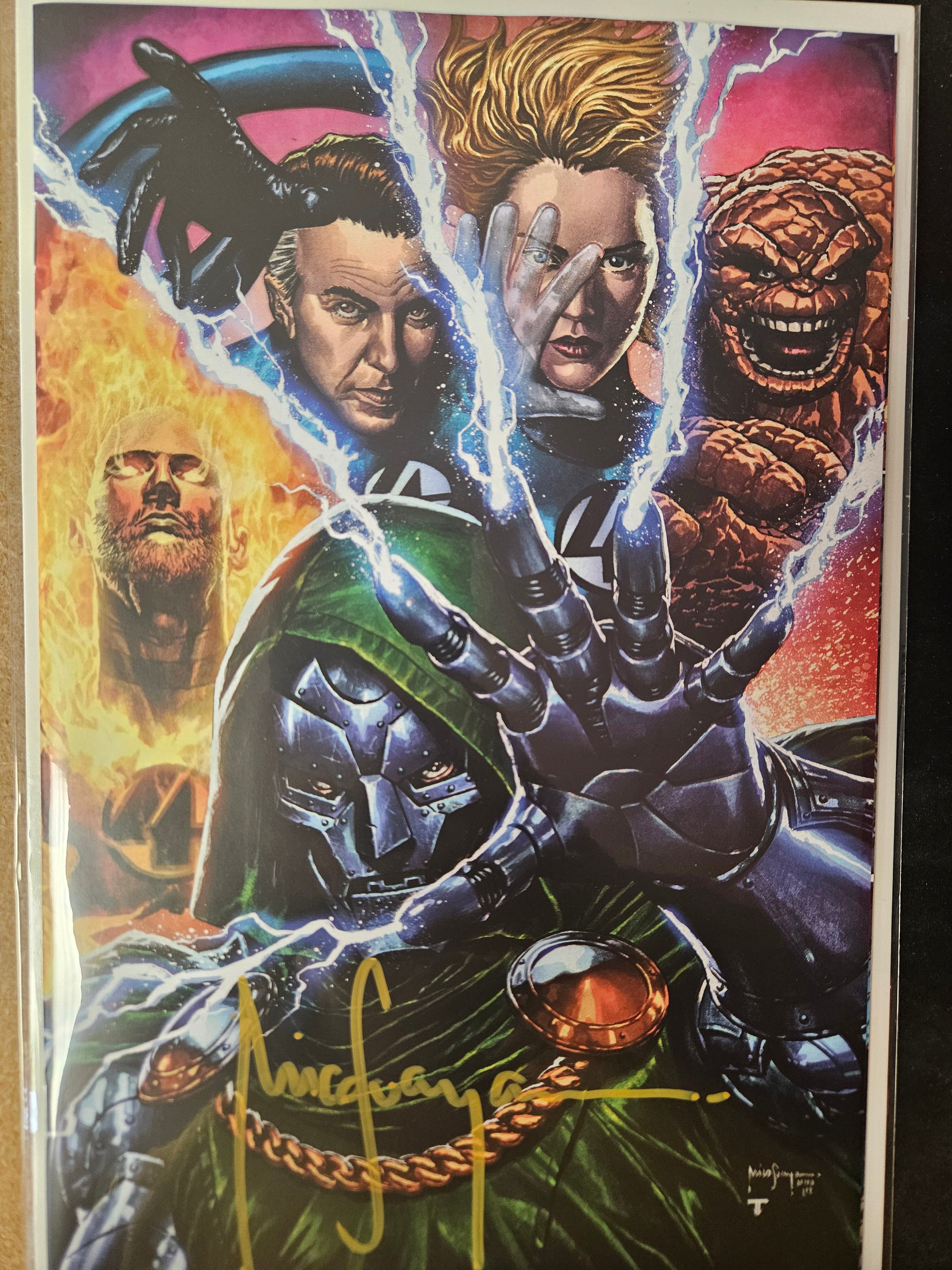 FANTASTIC FOUR #1 MICO SUAYAN SDCC VIRGIN VARIANT SIGNED BY MICO SUAYAN W/COA (SS10)