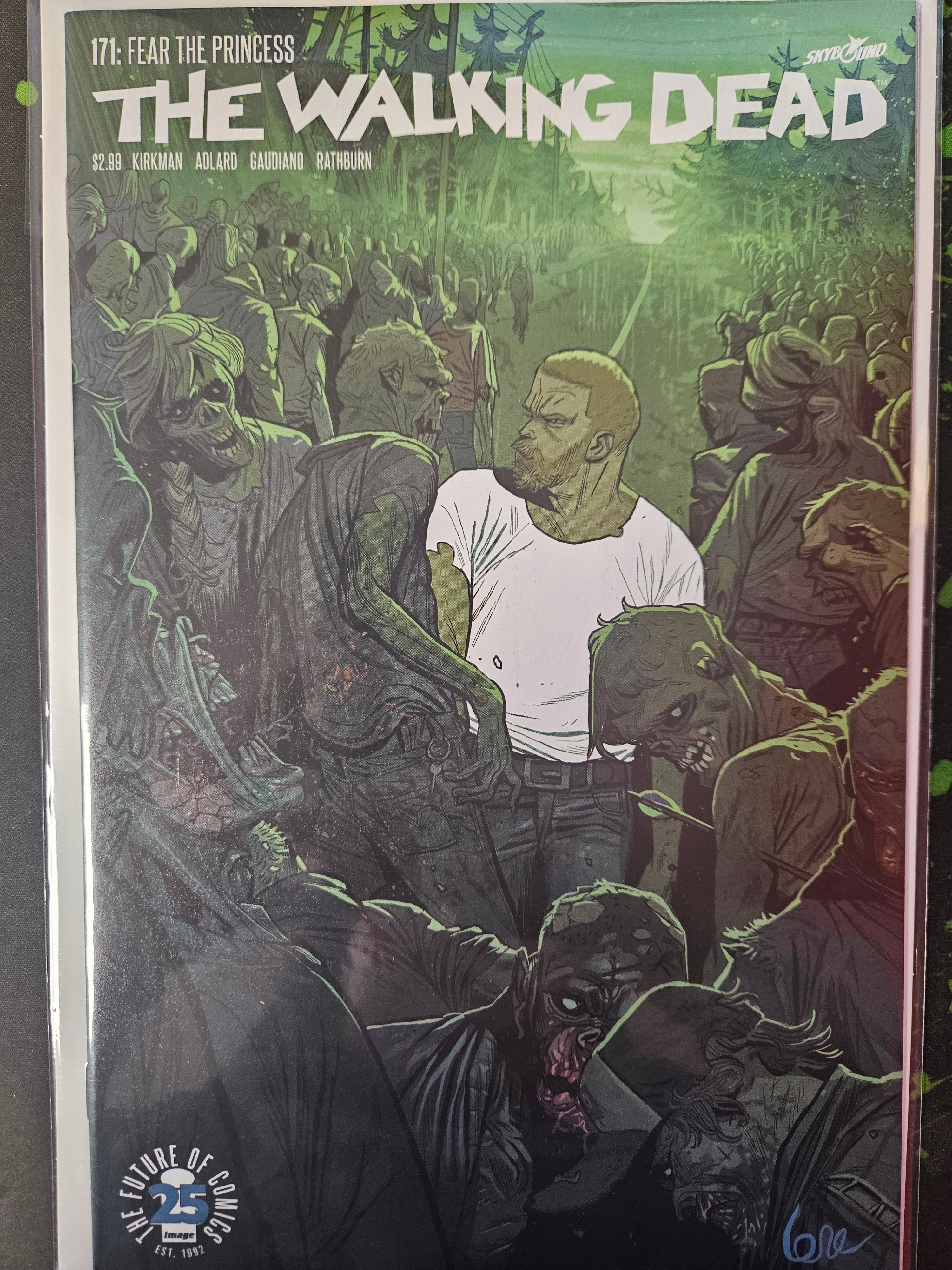 THE WALKING DEAD #171 CVR B LORENZO DE FELICI BLUE SIGNATURE VARIANT (CB13)